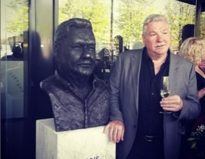 FC Utrecht eigenaar - Vermogen van Frans van Seumeren